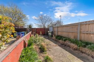 Photo 15- click for photo gallery